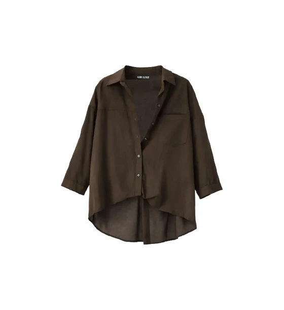 بلوزة أنيقة بقصة واسعة