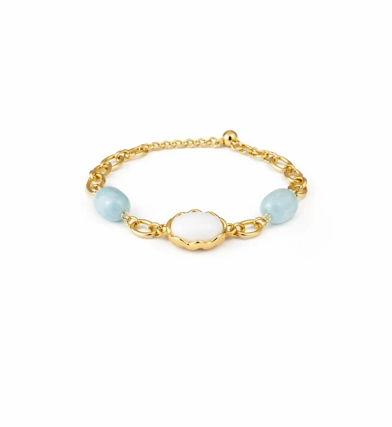 Elegant Chain Bracelet with